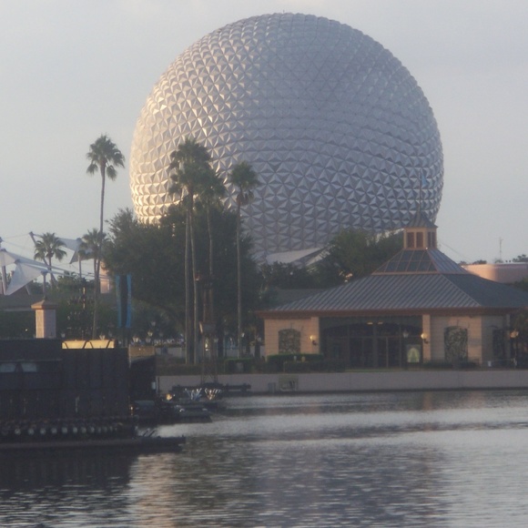 Meet your Posher, Crystal - Picture 8 of 8